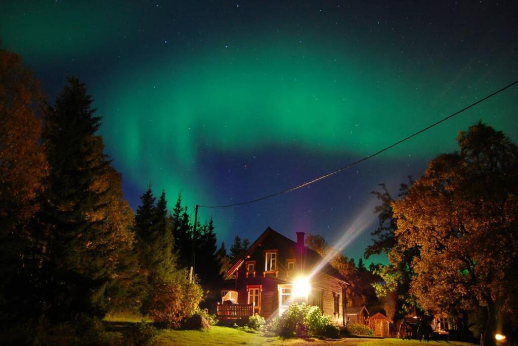 Villa 100 Years Old Norwegian Log House In Tromsø Exterior foto