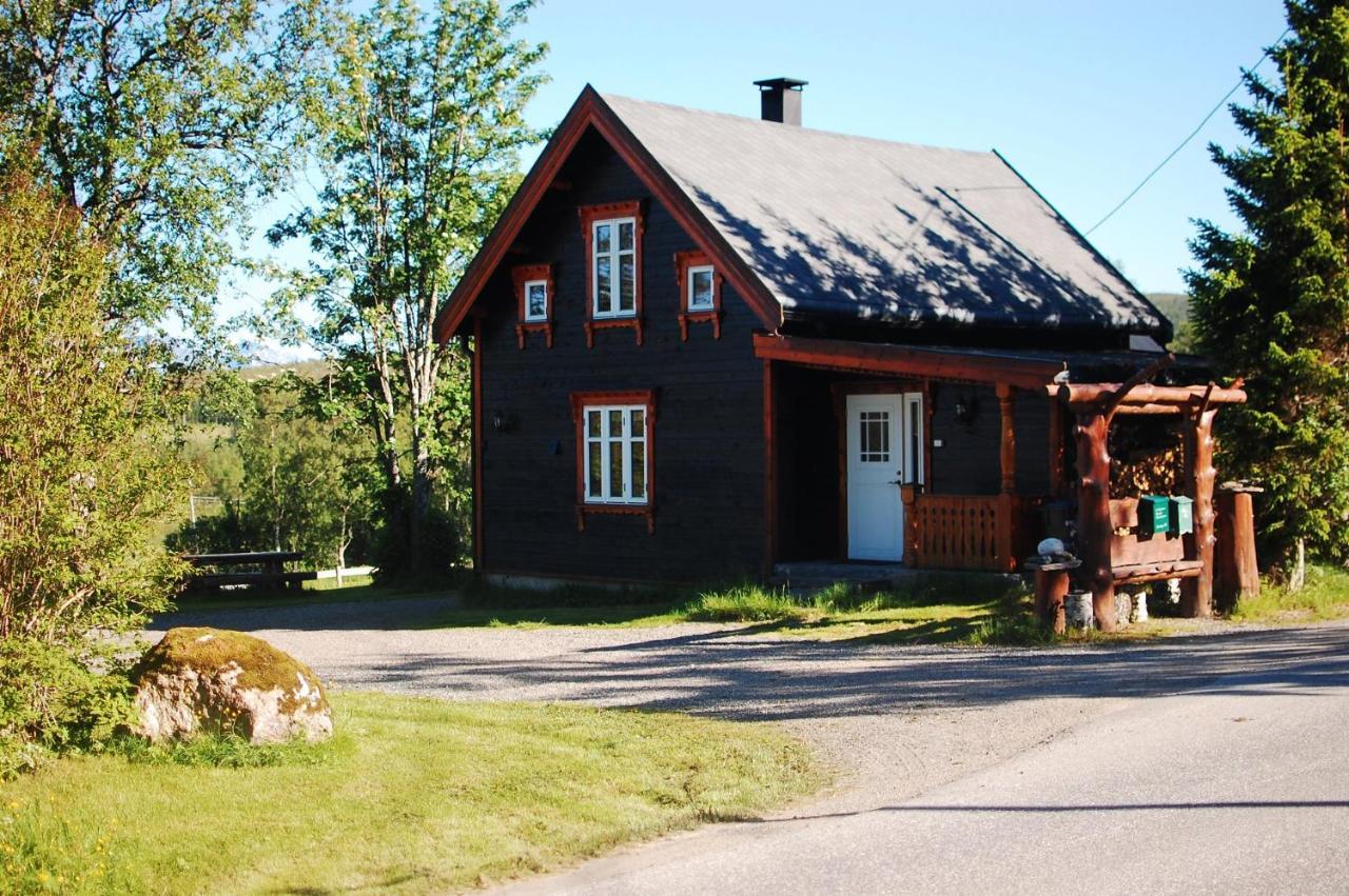 Villa 100 Years Old Norwegian Log House In Tromsø Exterior foto