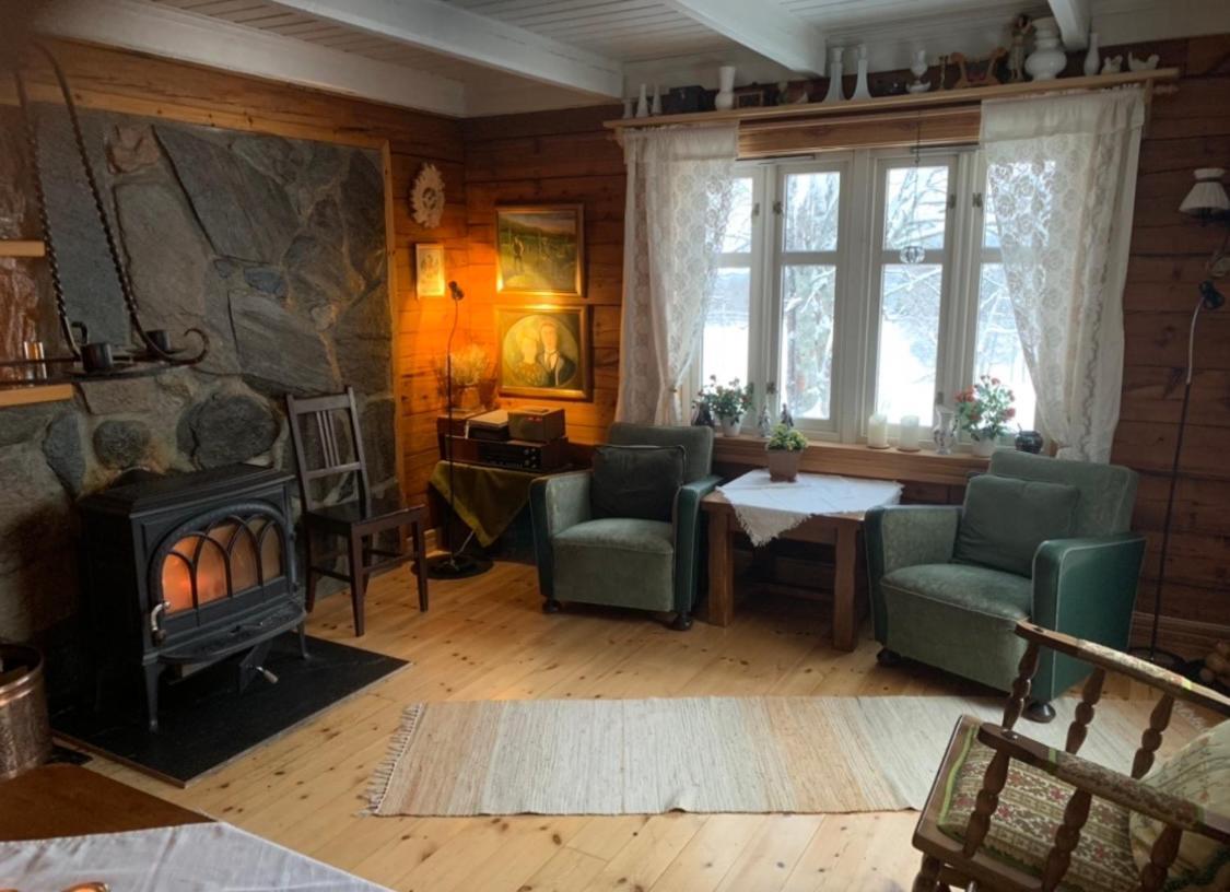 Villa 100 Years Old Norwegian Log House In Tromsø Exterior foto